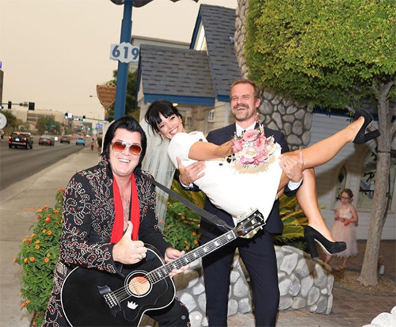 Hamburger yiyen gelin mutluluğu bulamadı: Yine yuvası dağılıyor