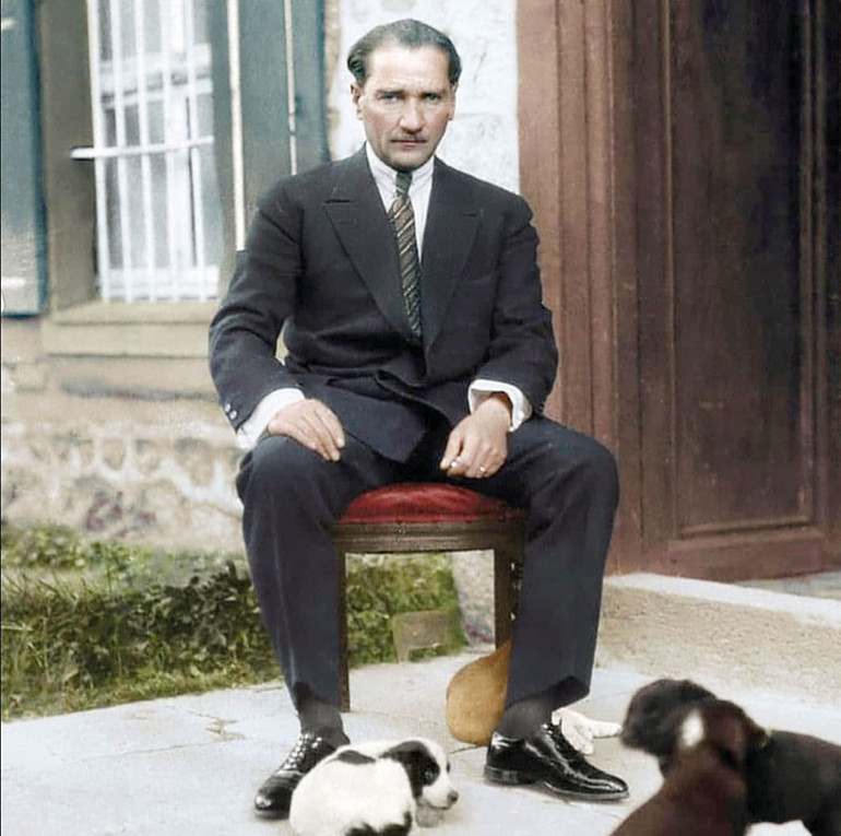 Atatürk’ün değeri en iyi şöyle anlaşılır
