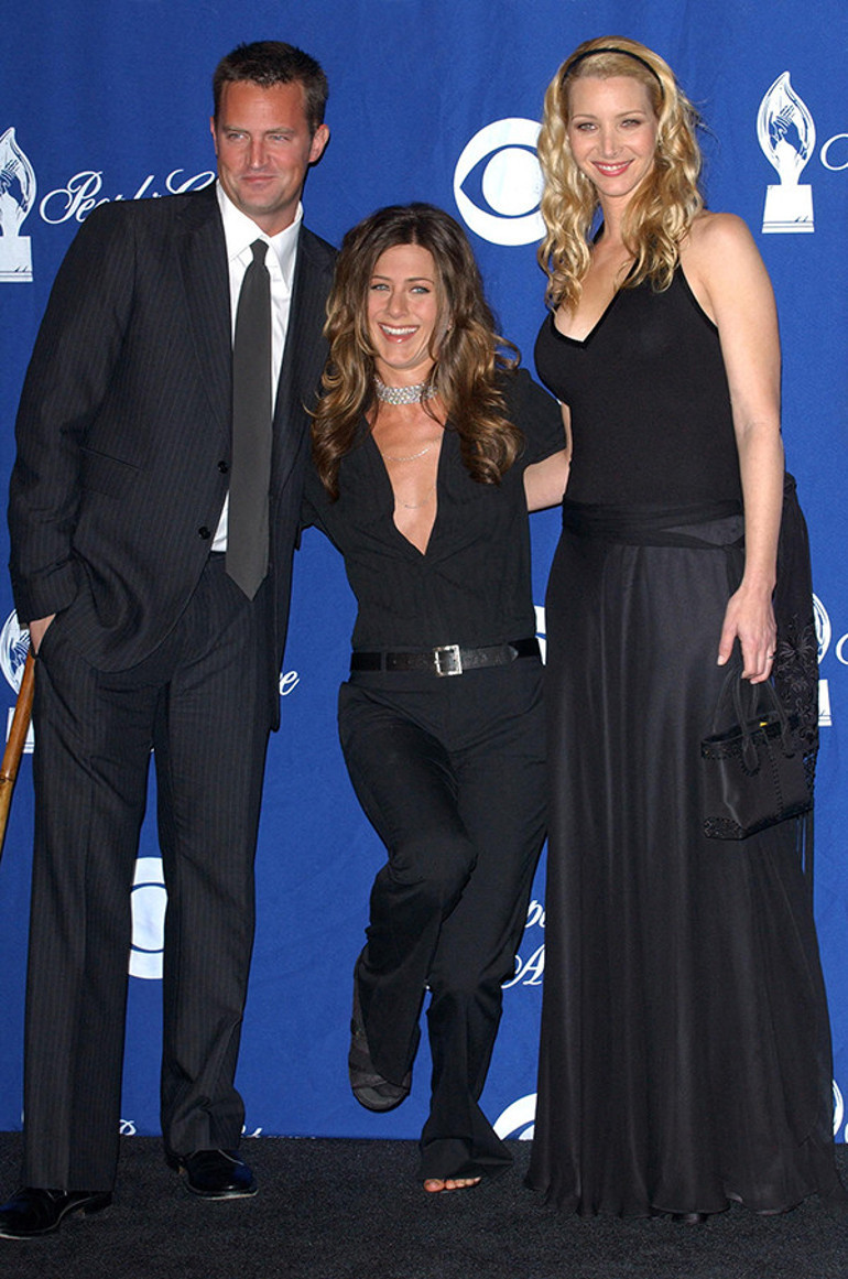 Friends dizisinin yıldızı Matthew Perry 54 yaşında hayatını kaybetti