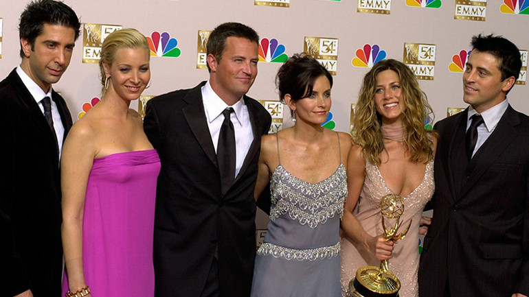 Friends dizisinin yıldızı Matthew Perry 54 yaşında hayatını kaybetti