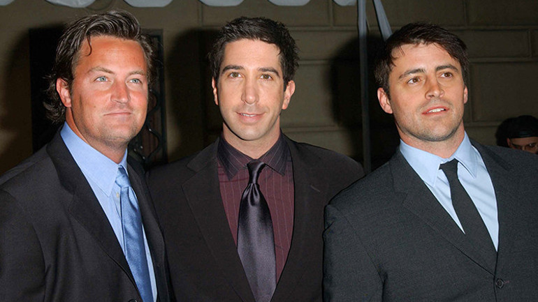 Friends dizisinin yıldızı Matthew Perry 54 yaşında hayatını kaybetti