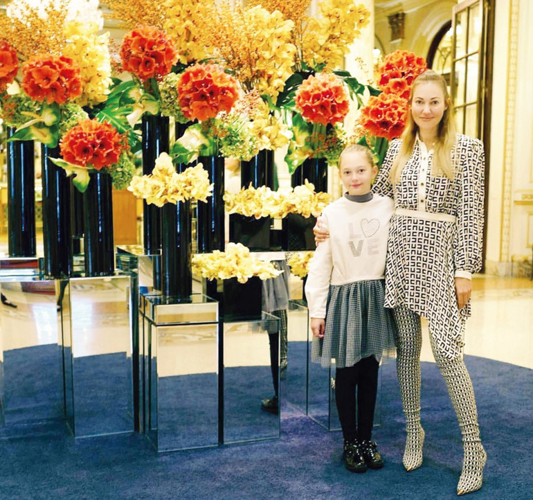 Cumhuriyet iyi ki var... Magazin Konseyi marşları konuştu