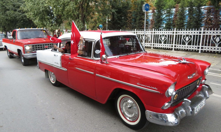 Tüm yurtta 100. yılda Cumhuriyet Bayramı coşkusu