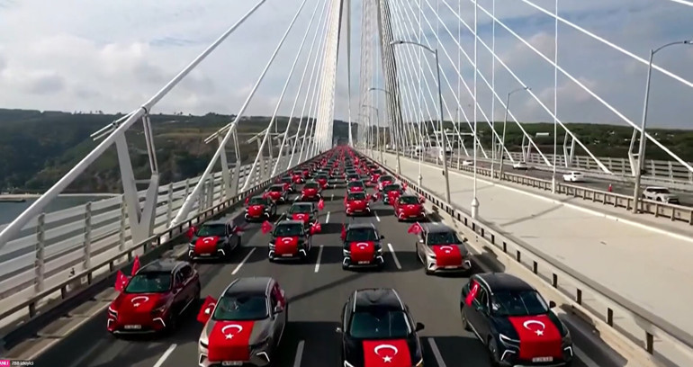 Tüm yurtta 100. yılda Cumhuriyet Bayramı coşkusu