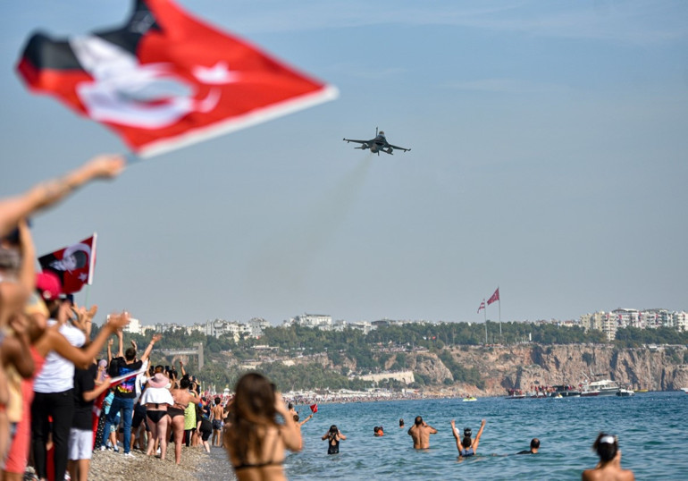 Tüm yurtta 100. yılda Cumhuriyet Bayramı coşkusu