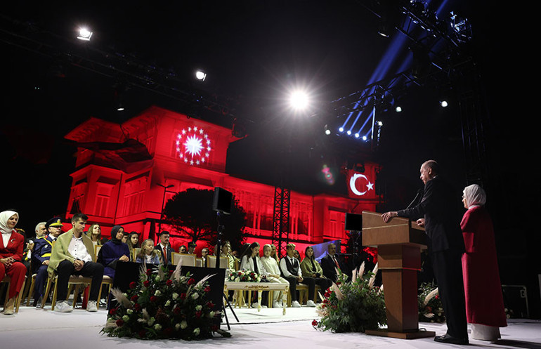 Son dakika: Cumhurbaşkanı Erdoğandan 100. yıl hitabı: Cumhuriyet bizim onur kaynağımız, hazinemizdir