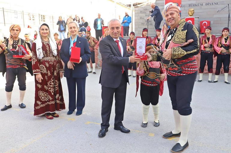 Seymenli Bacıerenli 100. yıl coşkusu
