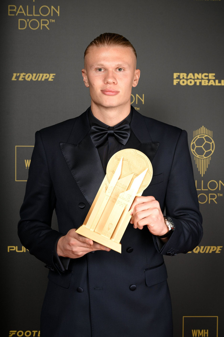 Ballon dOr 2023, Lionel Messinin 8. kez kazandı, Ronaldo ile farkı açtı.. Gelenek değişmedi..