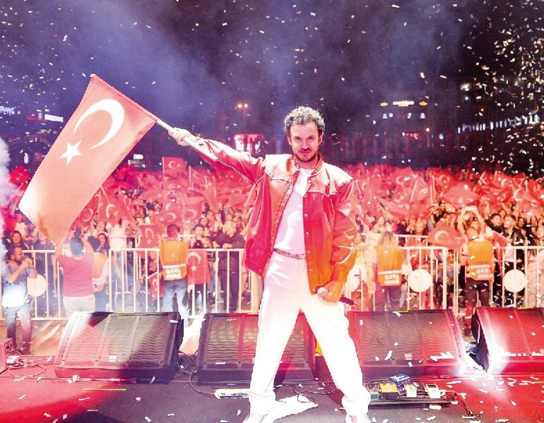 100. yıl coşkusu