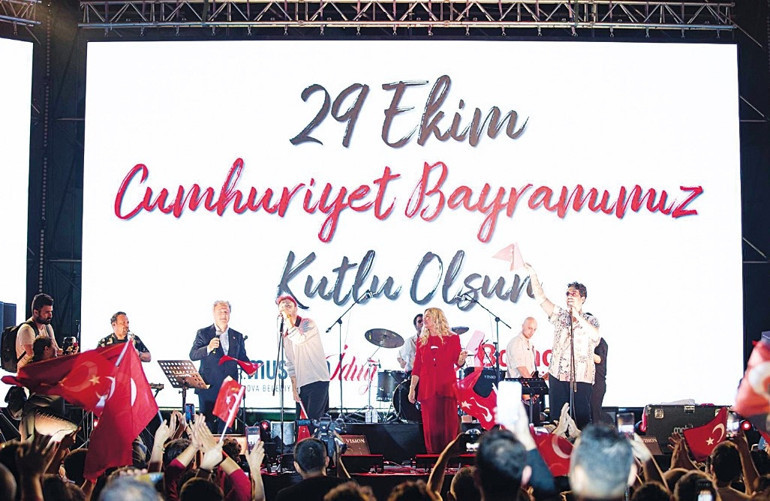 100. yıl coşkusu