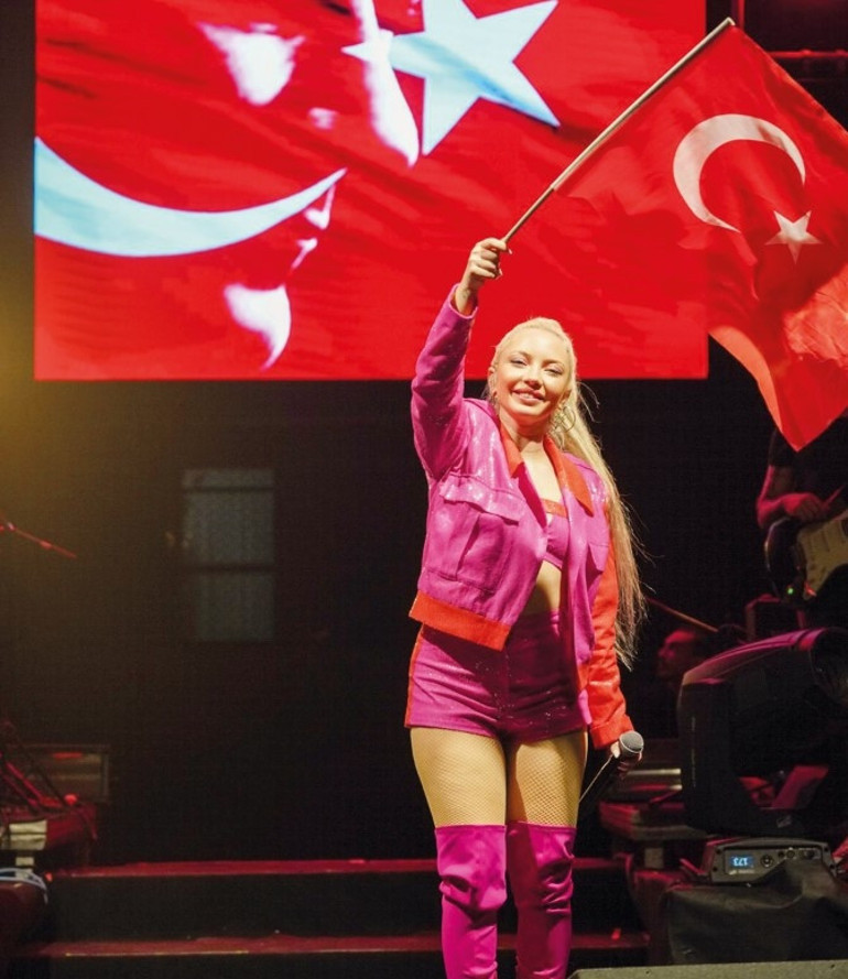 100. yıl coşkusu