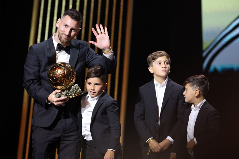 Messinin Ballon dOr kazanması sonrası Ronaldonun yorumu olay oldu