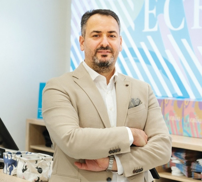 Kasımda ayrılık var