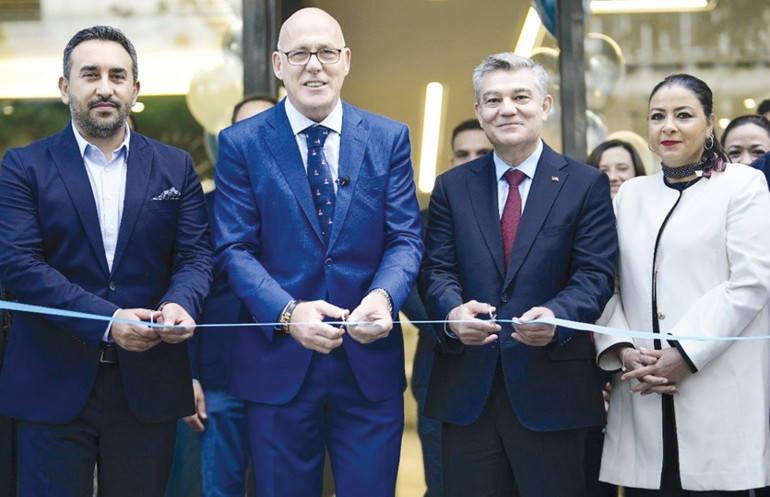 Kasımda ayrılık var