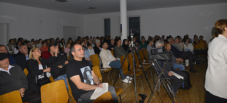 ‘Veysel Gider Adı Kalır’ sergisi Ulm’da açıldı