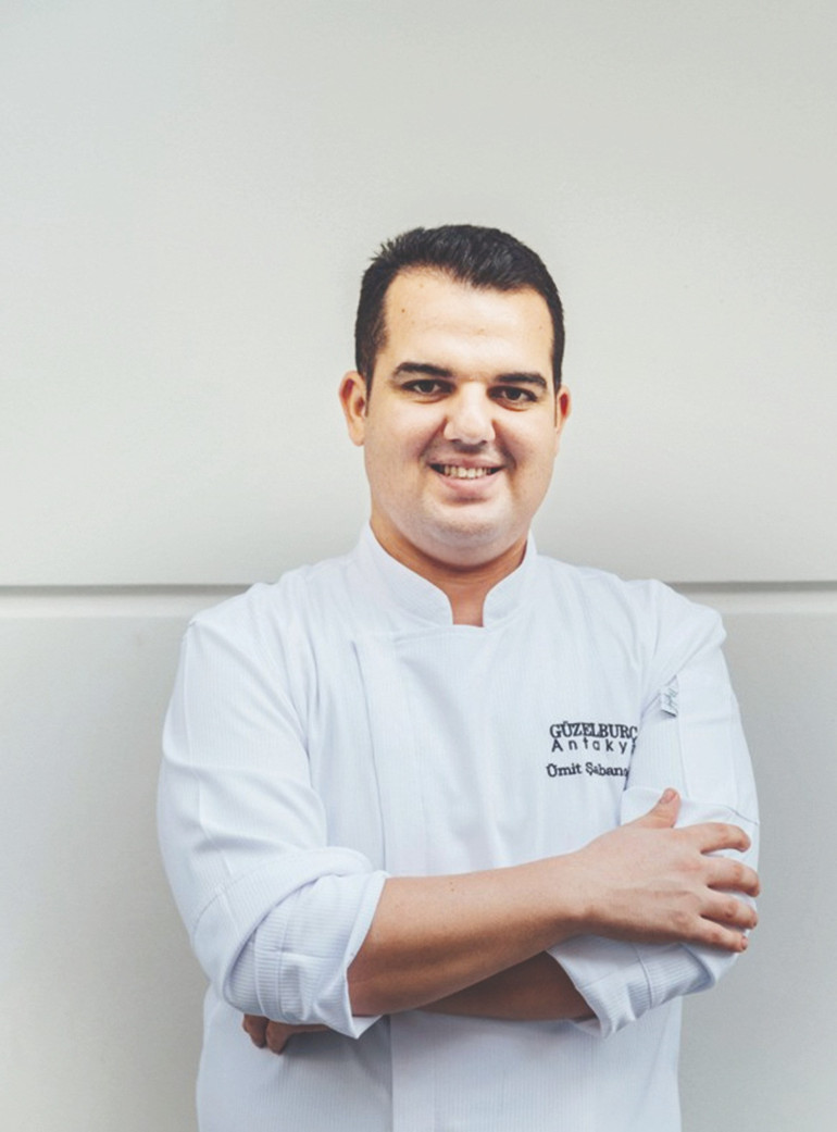 Mesleklerini sürdürüp mutfaklarını  yaşatıyorlar