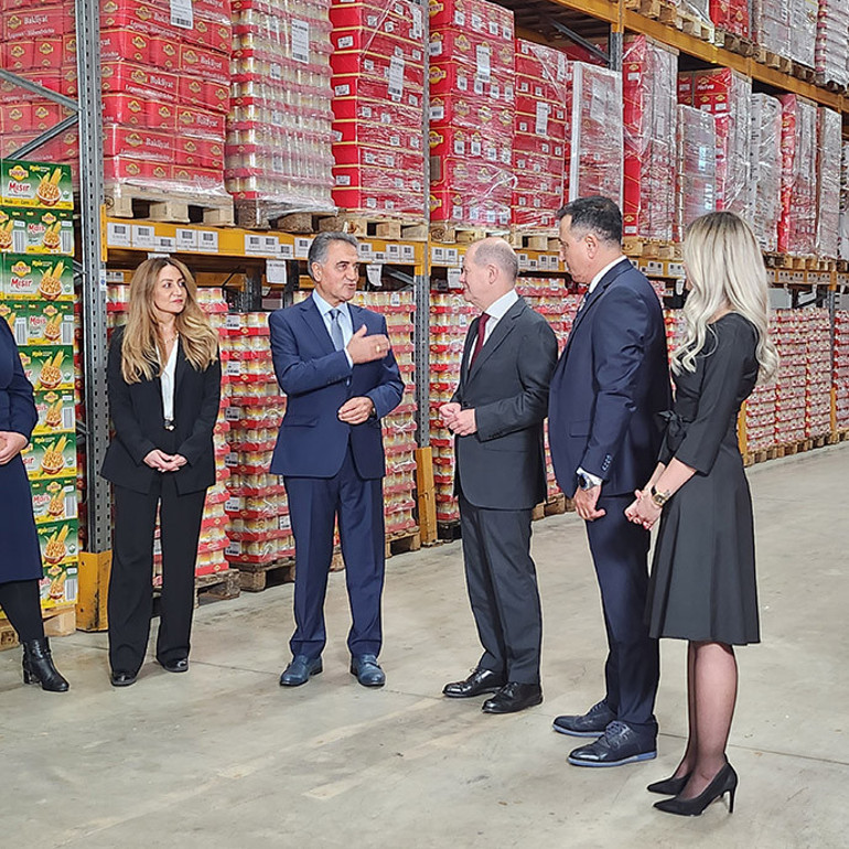 Şansölye Scholz gıda şirketi Suntat’ı ziyaret etti