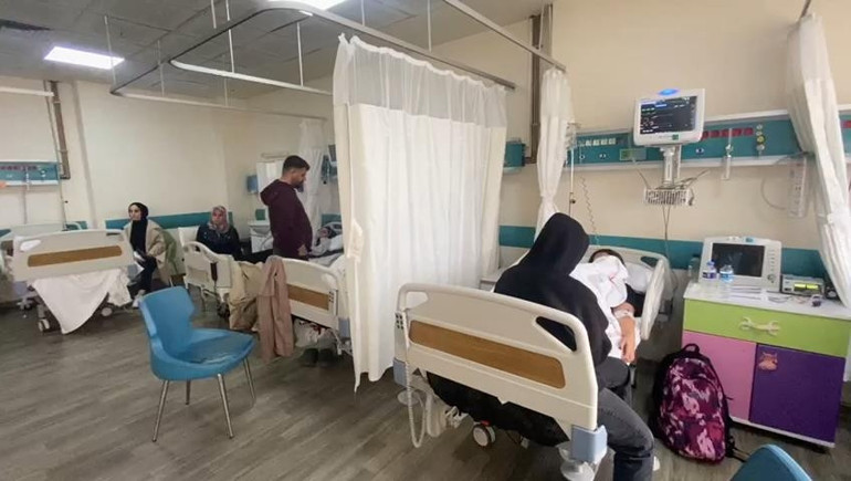 Kantinden tavuklu pilav yiyen öğrenciler zehirlendi