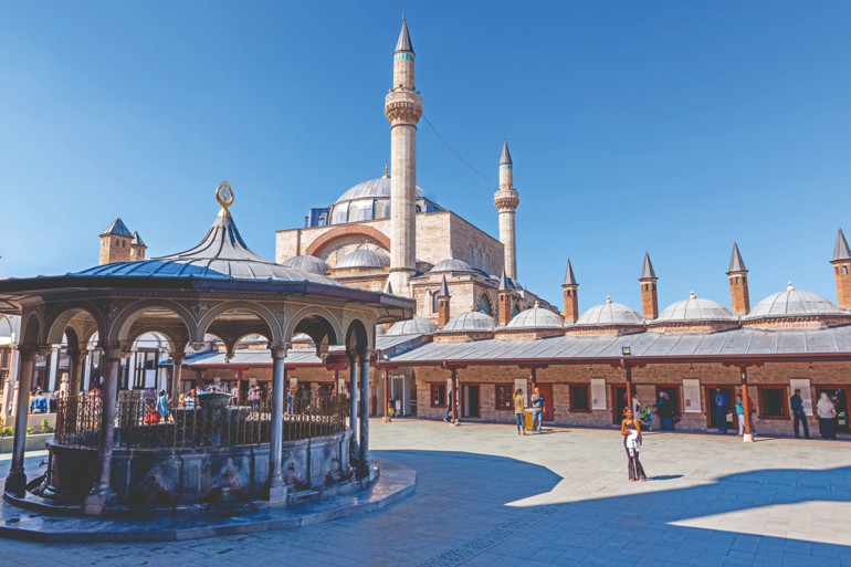 İsteyene yurtiçi, isteyene yurtdışı