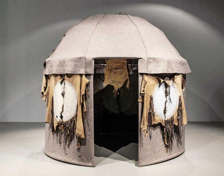 Venedik’in en büyük ödülü Nil Yalter’in