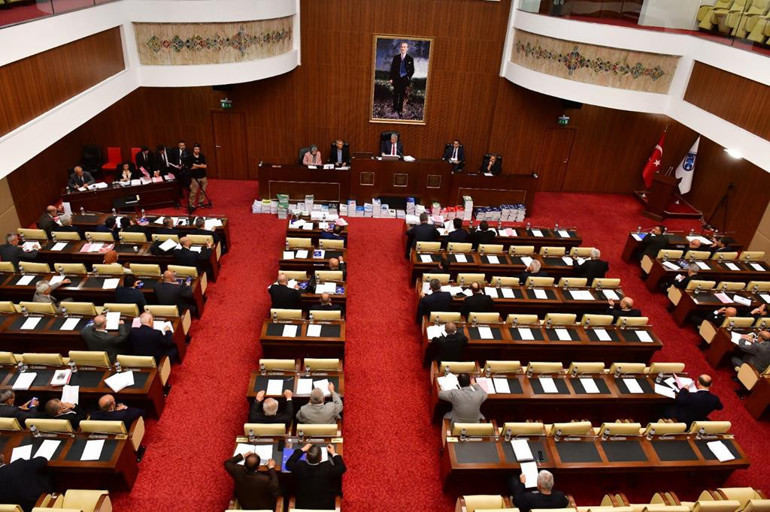 Ücretsiz taşıma krizine gelir destekli çözüm