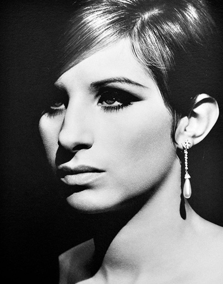 Tanıştıklarında ikisi de 50li yaşlarındaydı ama... Evlenmeden önce üç yıl boyunca ona elimi bile sürmedim