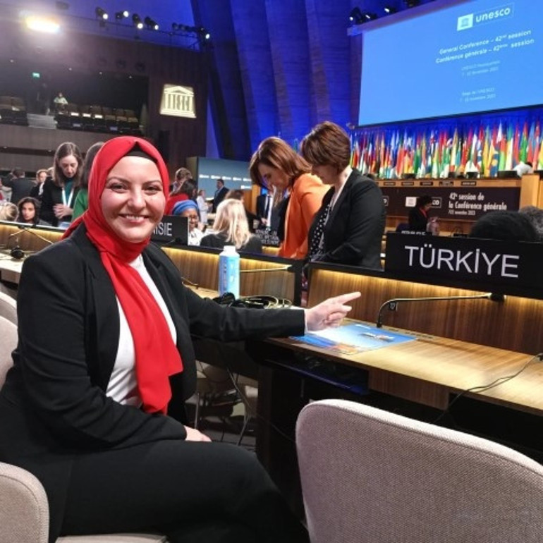 Tuba öğretmen, dünyanın en iyi 50 öğretmeninden biri oldu... Hayallerimden vazgeçmeyeceğim