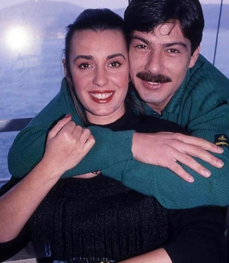 ‘Allah’ım çocuğumu göreyim de canımı öyle al...’ Ünlü oyuncu 28 yıl önce kaybettiği eşini andı: Yaşadığım sürece bizimlesin