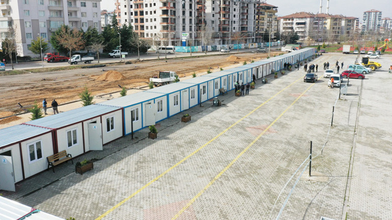 ‘Sosyal hayatta hâlâ eksiğiz’... Deprem bölgesinde günlük yaşamın durgunluğu geri dönüşleri etkiliyor