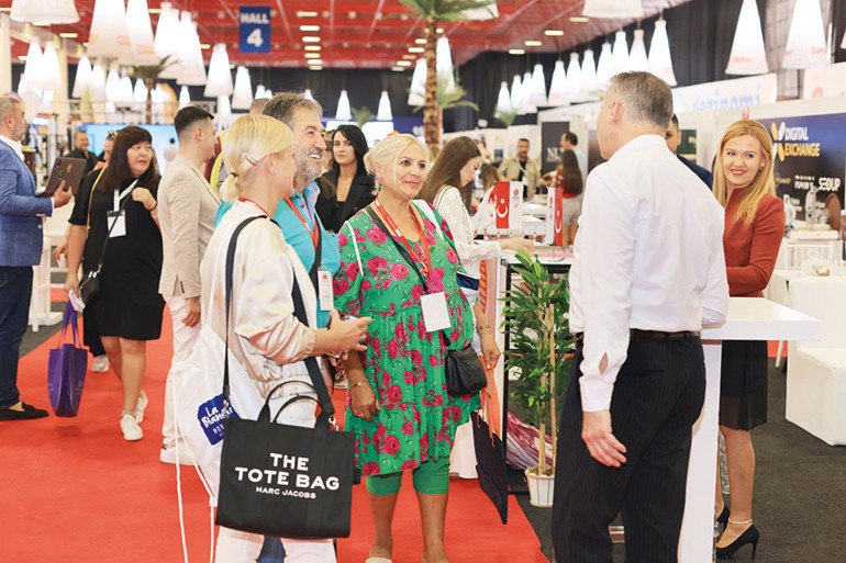 Antalya’da Turizm Fuarı