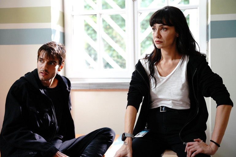 Bir Derdim Vara büyük ilgi... İlk bölümüyle gönülleri fethetti