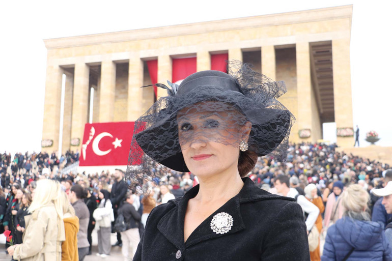 Gittiğin an hayat durdu