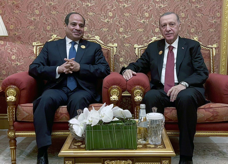 Cumhurbaşkanı Erdoğandan Riyadda yoğun diplomasi trafiği