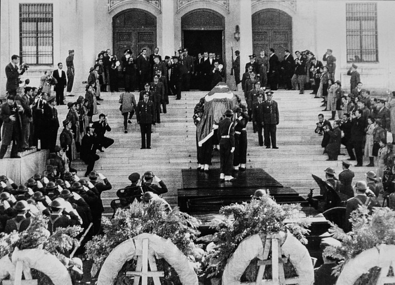 Atatürk’ün Anıtkabir’e defninin hayattaki tek tanığı anlattı: Yüzü öyle asildi ki sanki dün tıraş olmuş gibiydi