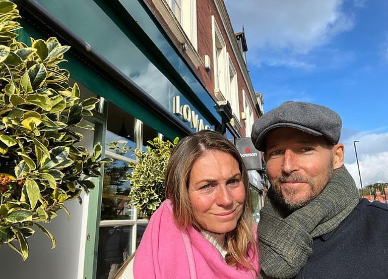 Ünlü sunucuya doktorlar birkaç hafta ömür biçmişti... Eşi ve çocuklarıyla doğum günü tatiline çıkıyor