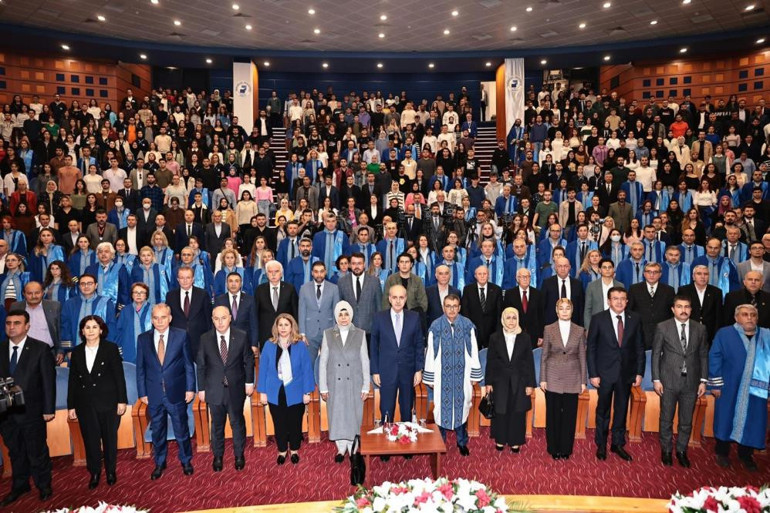 TBMM Başkanı Kurtulmuş: Dünyayı yöneten zihniyet artık iflas etti