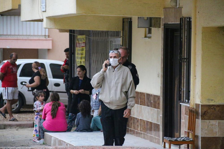Antalyada kahreden olay Acı haber sonrası komşular sokağa maskesiz inemedi