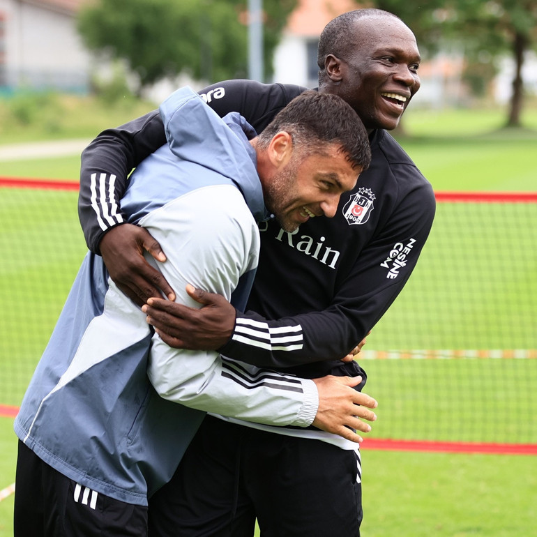 Beşiktaştan Vincent Aboubakar açıklaması Forma giyememesinin tek nedeni sakatlık...