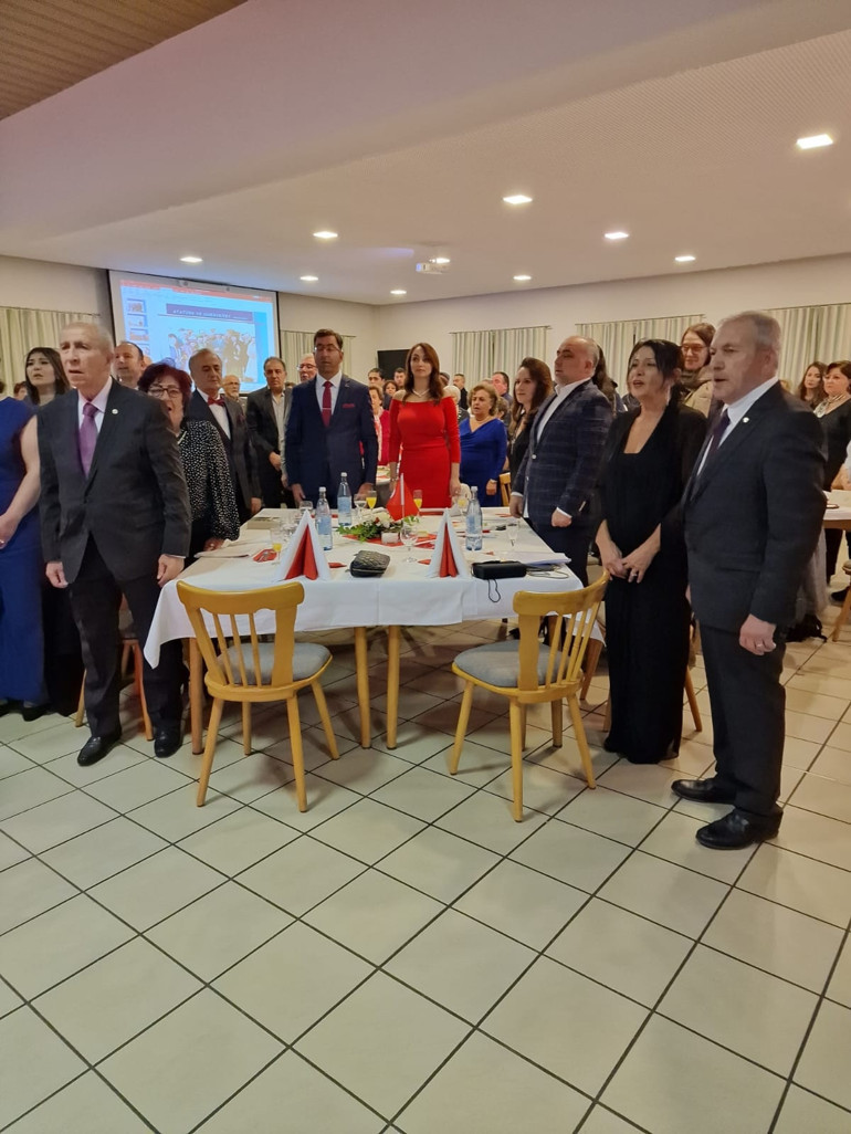 Karlsruhe’de 100. yıla yakışır kutlama