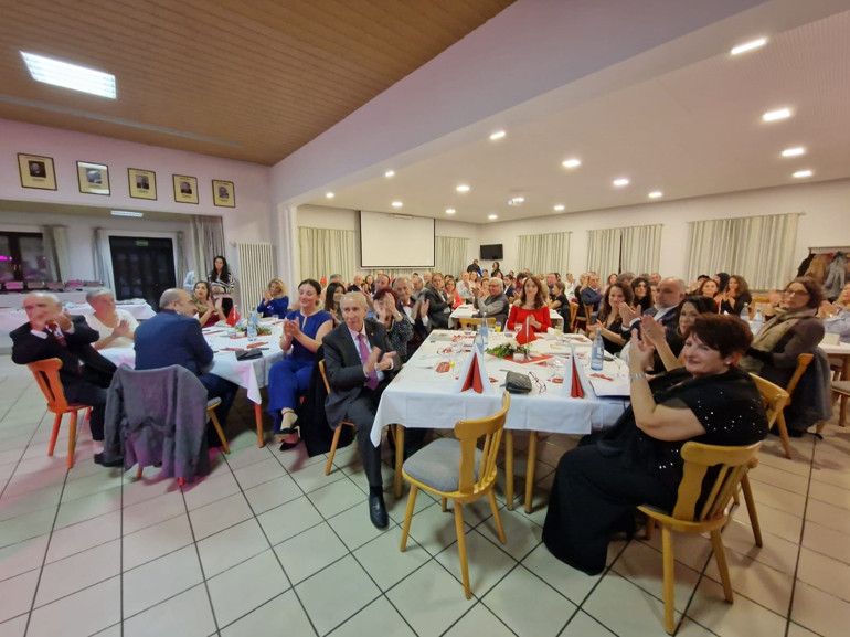 Karlsruhe’de 100. yıla yakışır kutlama