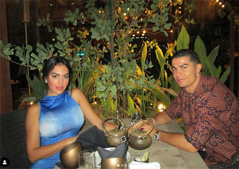 Kaybettiği bebeğin yerine yenisi mi geliyor Yine hamile galiba