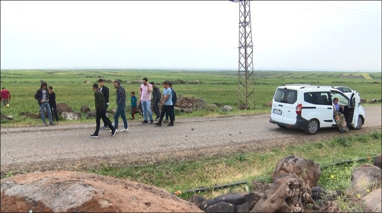 Ölü taklidi yaparak hayatta kalmışlardı Diyarbakırdaki vahşette tanıklar konuştu... Köylüler korkudan ağzını açamıyor