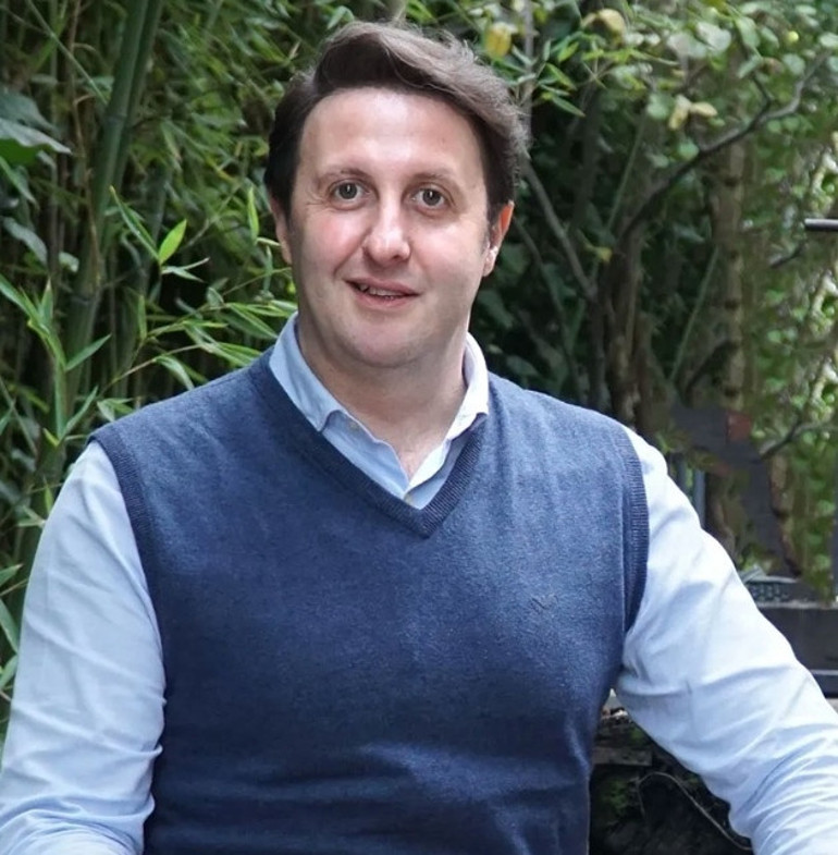 Abi-kardeş ikisi de çok ünlü oldu... O maviş gözleri artık milyonlar tanıyor