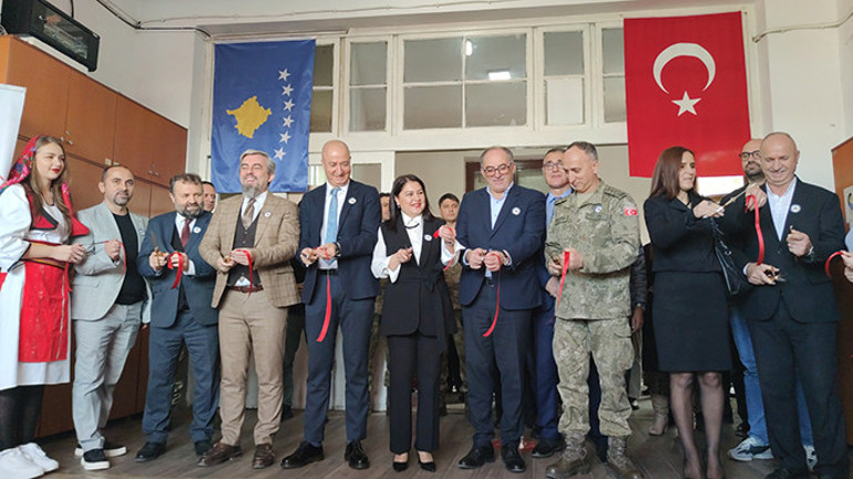 Mehmetçik’ten Kosova’da eğitime destek