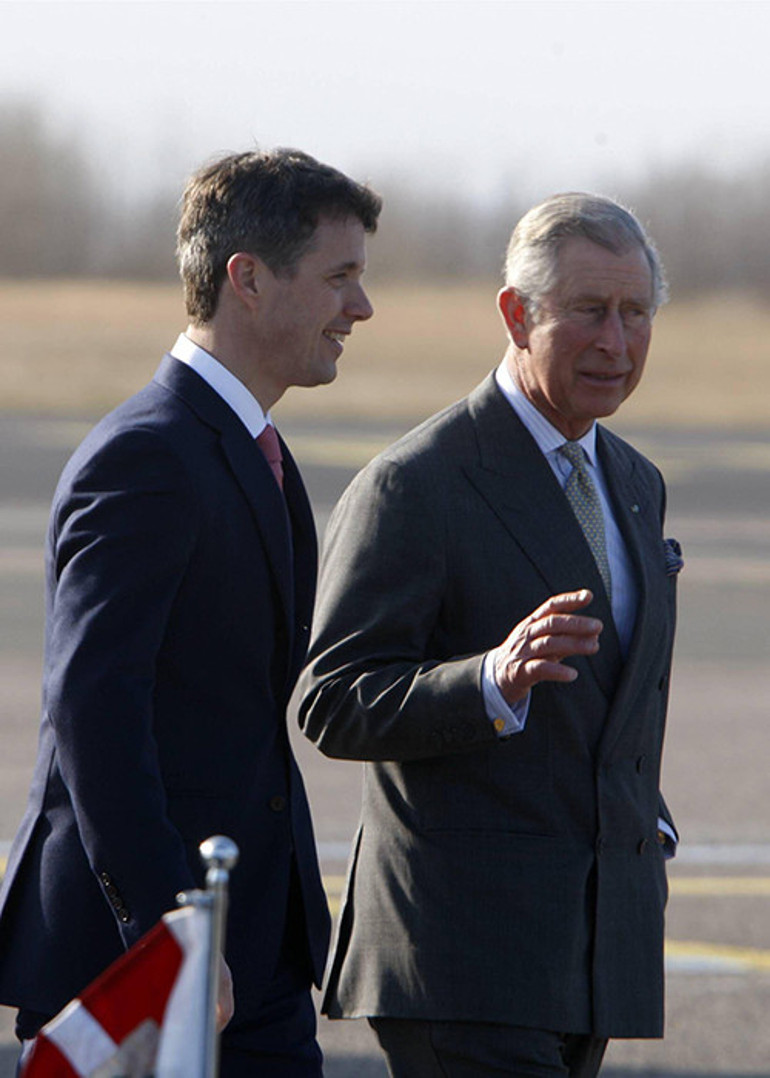 Sonuçta akrabası... Belki de eşine ihanet etmek bir aile geleneği