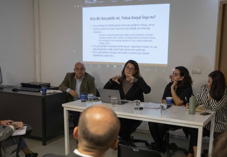 İstanbul Bilgi Üniversitesinde Çoklu Krizler Çağında Çocuğun İyi Olma Halini Düşünmek Paneli