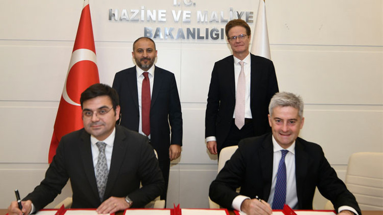 Bakan Özhaseki: Afet bölgesini alt ve üstyapısıyla ayağa kaldıracağız