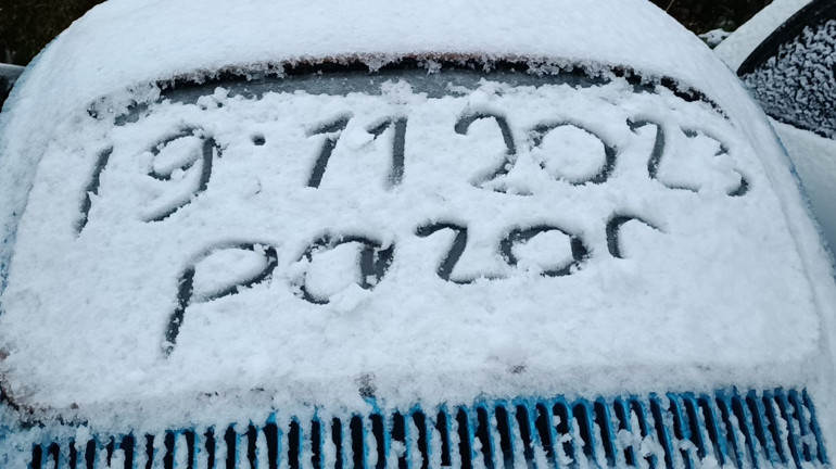 Son dakika hava durumu: İstanbulda mevsimin ilk karı düştü... Meteorolojiden sarı ve turuncu kodlu uyarı