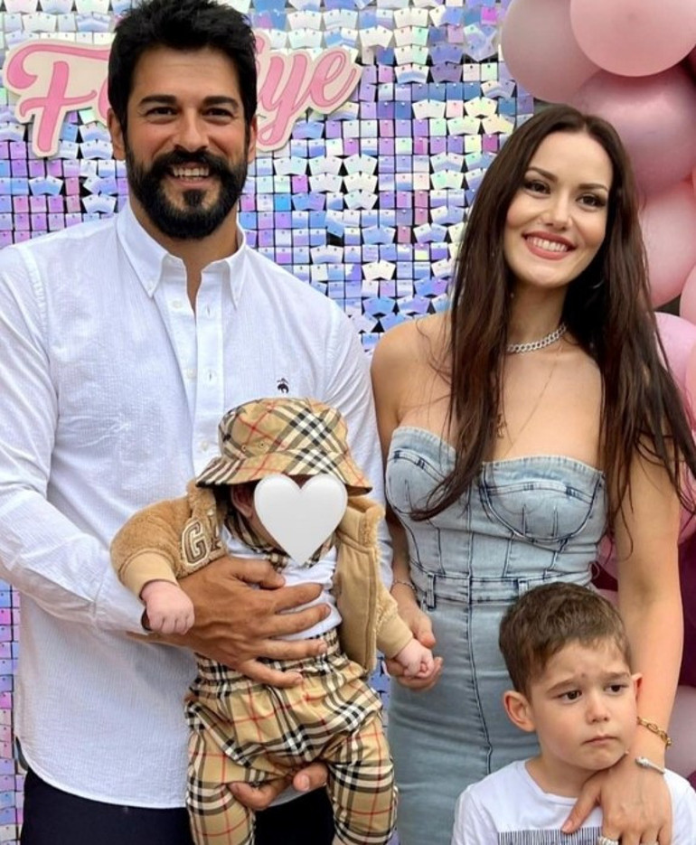 İdo Tatlıses ile Yasemin Şefkatlinin arayışı bitti... İkizlerin isimlerine karar verildi