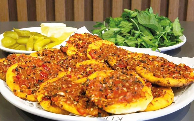 Paramızı tenekeye yatırıyoruz